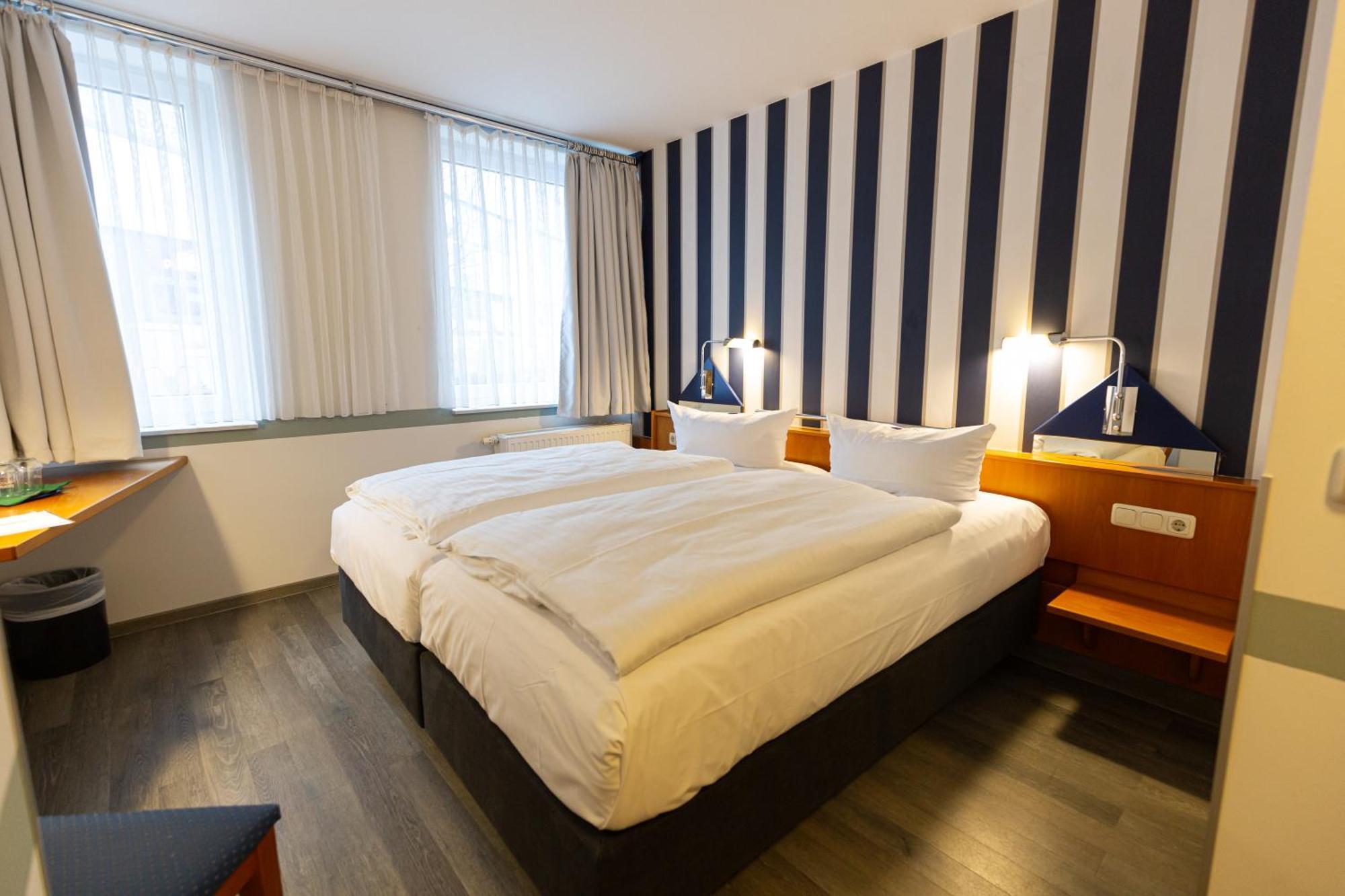 Hotel Dh Vec, Sehr Beliebtes & Leckeres Fruehstueck, Self-Check-In Vechta Eksteriør bilde